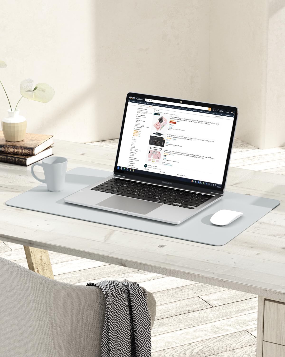 Thumbnail 1 de YSAGi Non-Slip Desk Pad (60 x 35 cm) – Waterproof PVC Leather Desk Protector & Large Mouse Pad, Silver Grey