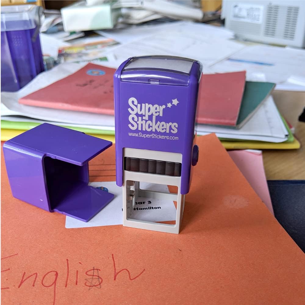 Detalle 2 de SuperStickers Pre Inked Star Stamp for Teachers in Purple, 28mm