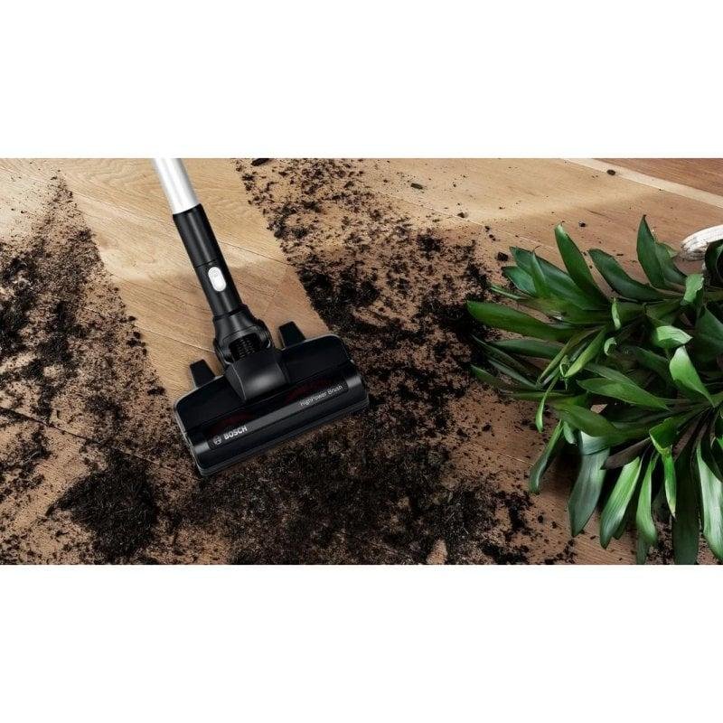 Detalle 2 de Aspiradora sin Bolsa Bosch BSS715FRSH 18V: libertad sin cables para bares rincones y alfombras