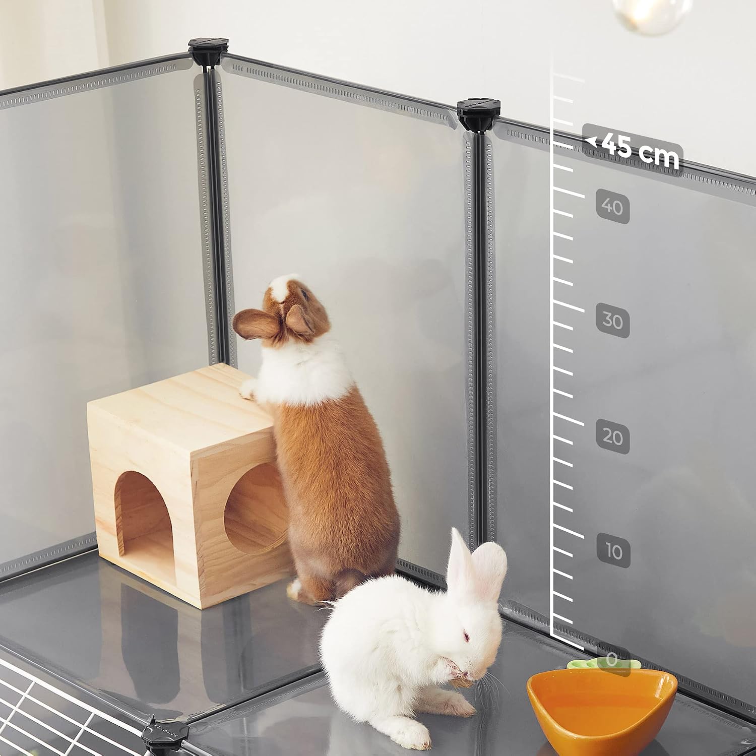 Detalle de SONGMICS Freigehege für Kaninchen – Modulares Laufgehege mit Balkon, Treppe und Terrasse (143 × 108 × 93 cm)