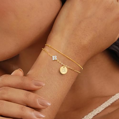 Thumbnail 3 de TINGN Bracelet Femme Or 14 Carats Plaqué – Bracelet Trèfle à Quatre Feuilles avec Lettres Superposées