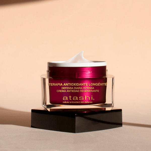 Thumbnail 1 de Atashi Crema Antiedad Regenerante 50 ml 🌟