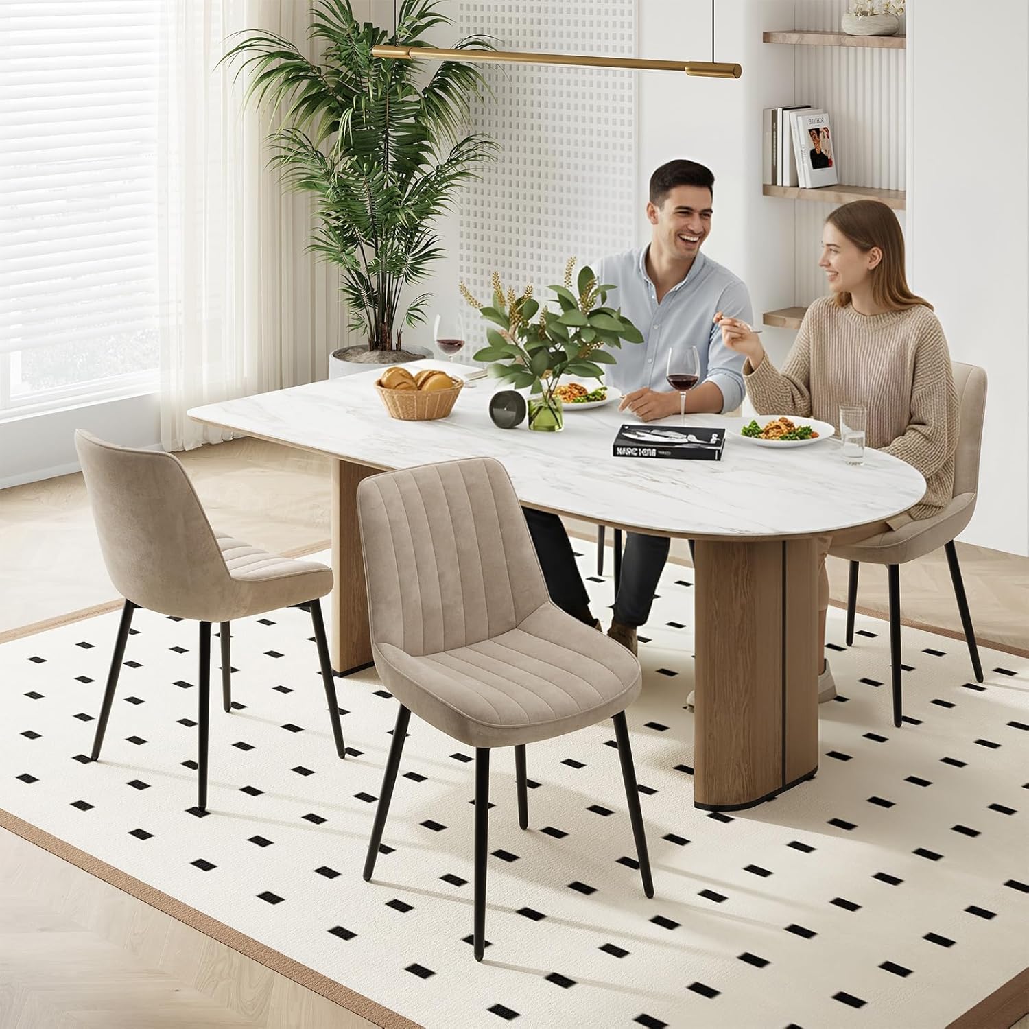 Detalle de COLAMY Velvet Dining Chairs Set of 6: Khaki Upholstered Dining Chairs with Velvet Fabric and Metal Leg Frames