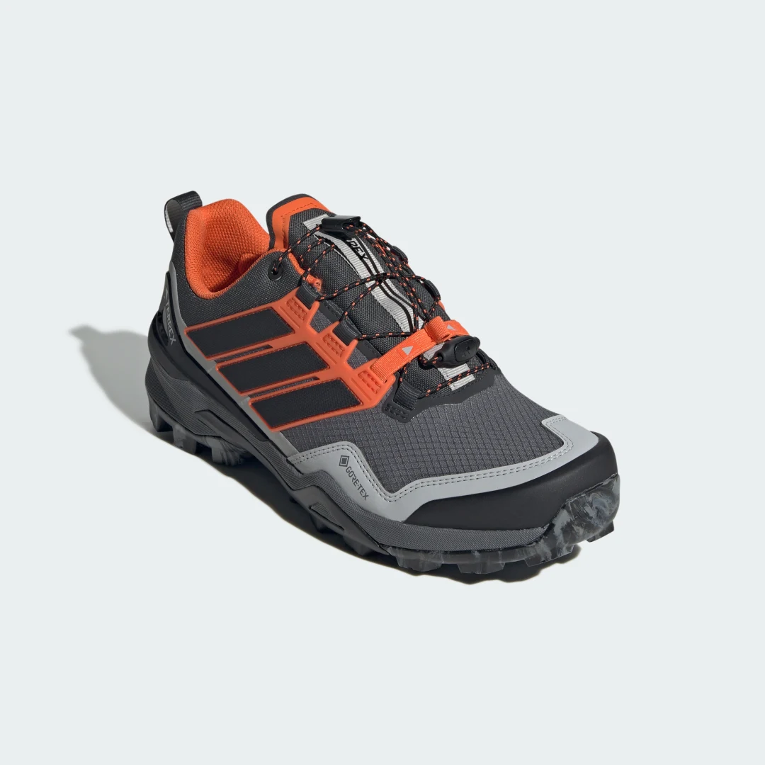 Detalle 2 de Adidas Terrex Skychaser GORE-TEX Hiking: Zapatilla de senderismo en gris