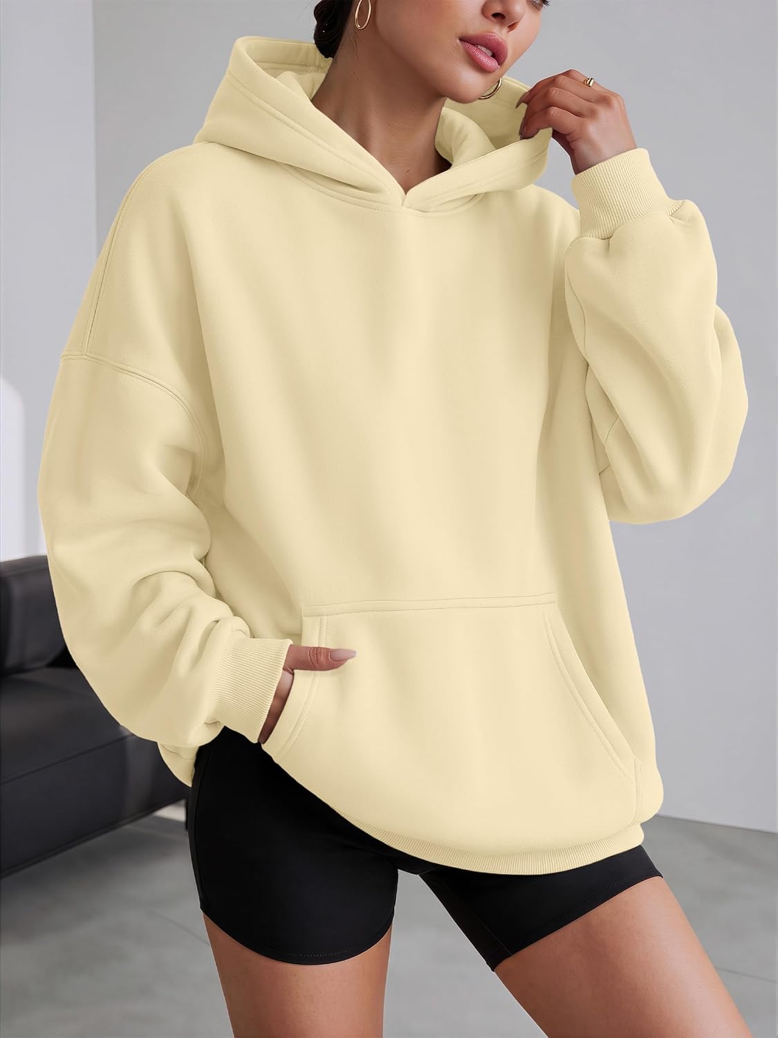 Detalle de AUTOMET Women's Oversized Hoodie, 100% Polyester