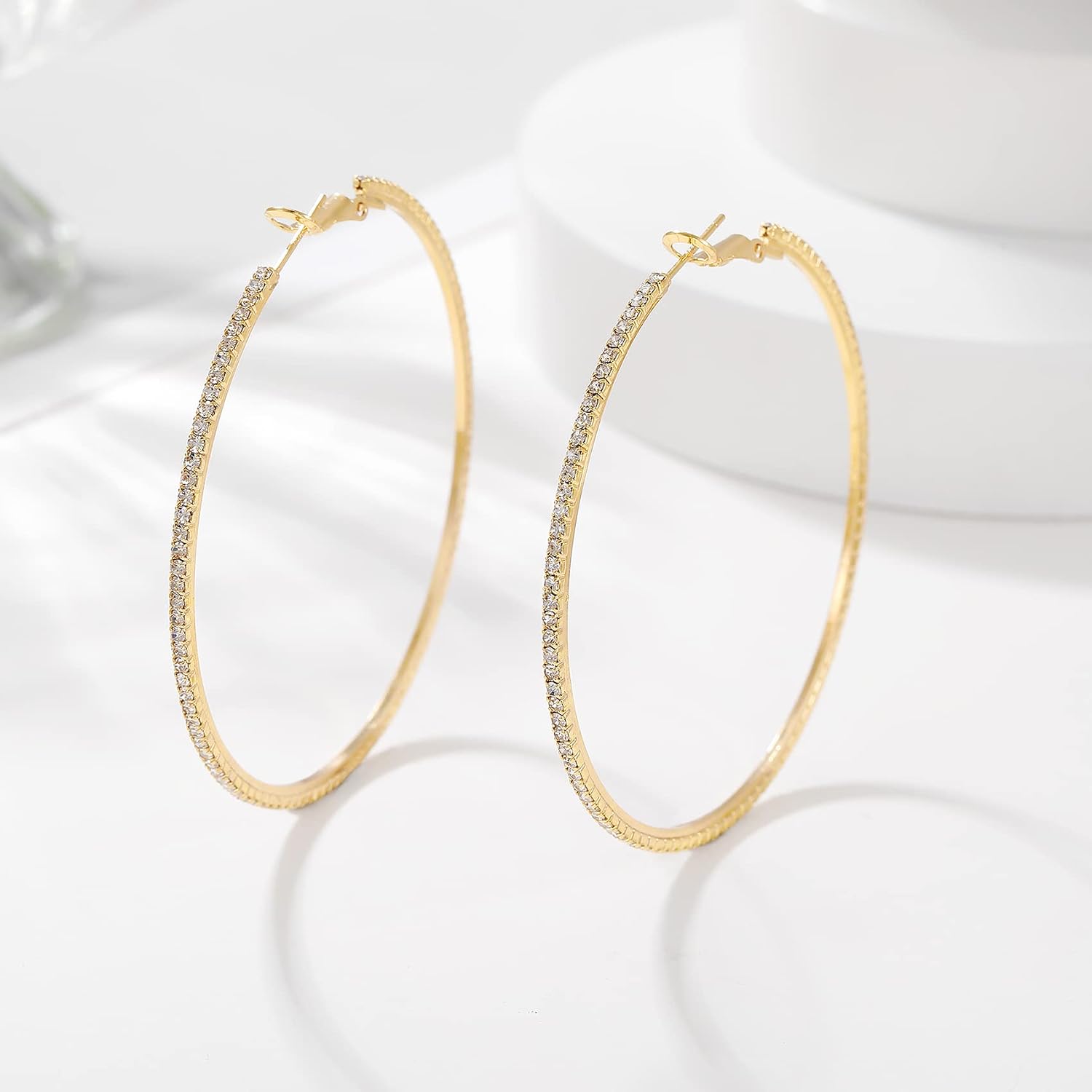 Thumbnail 6 de MOROTOLE 14K Gold Strass Creolen – große Reif-Ohrringe mit Strasssteinen, hypoallergen