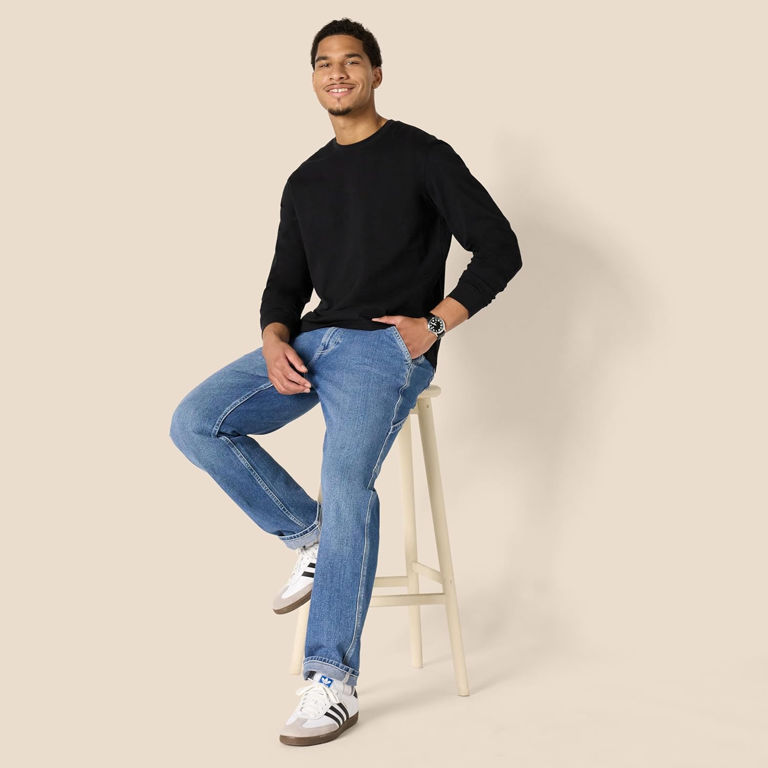Thumbnail 3 de Amazon Essentials Men’s Heavyweight Relaxed-Fit Long-Sleeved T-Shirt