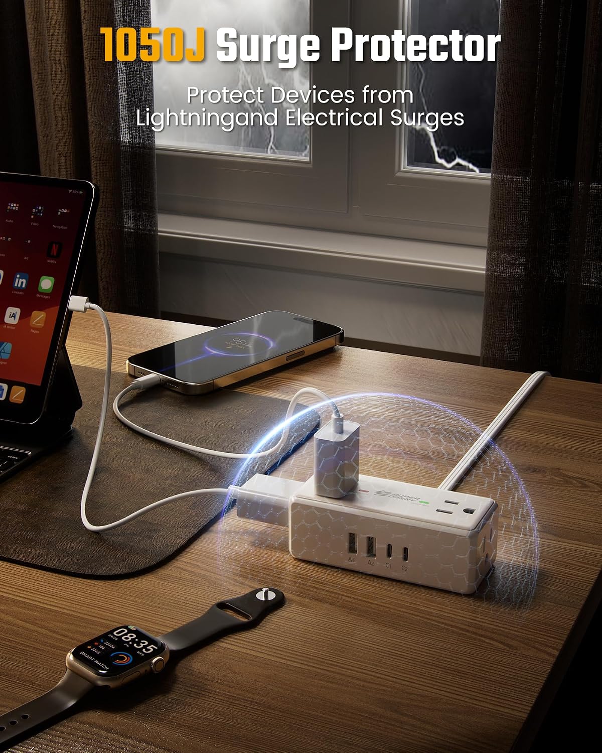 Detalle 2 de SUPERDANNY SDCP09 Power Strip with 4 AC Outlets, 4 USB Ports and 3-Ft Cord