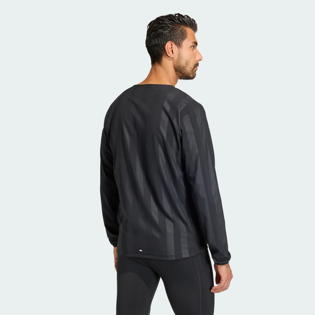 Detalle 2 de Sudadera de running Adidas adi365 Seasonal de cuello redondo (negra)