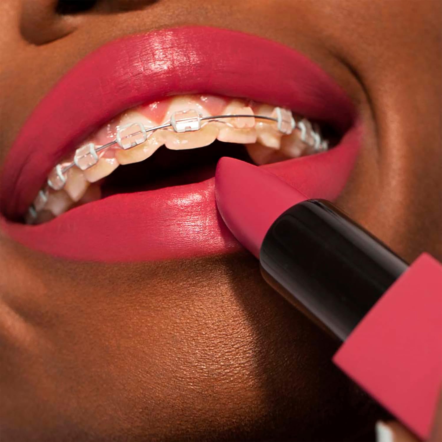 Detalle 2 de 3ina The Lipstick 334 rossetto matte 💄