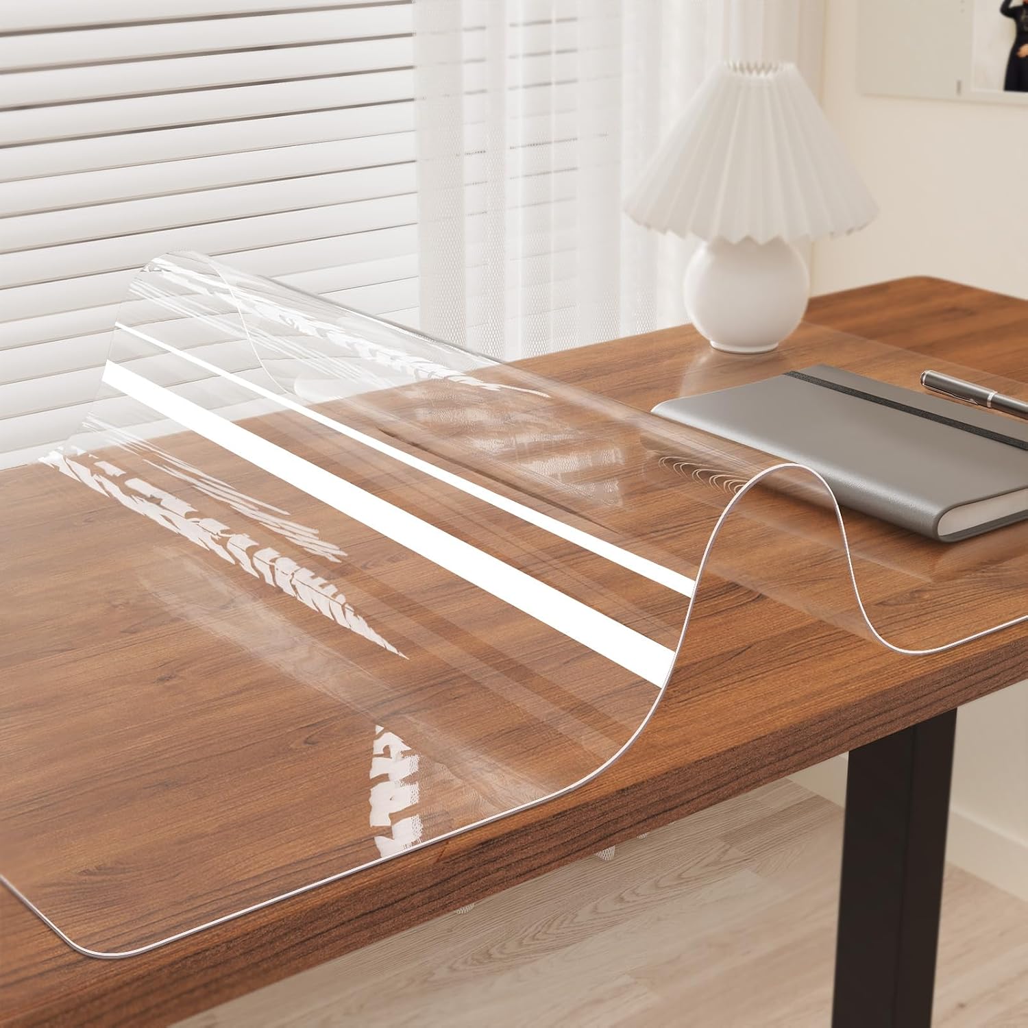 Detalle de Oterri Clear PVC Desk Pad, 30 x 16 Inches, Waterproof and Heat-Resistant