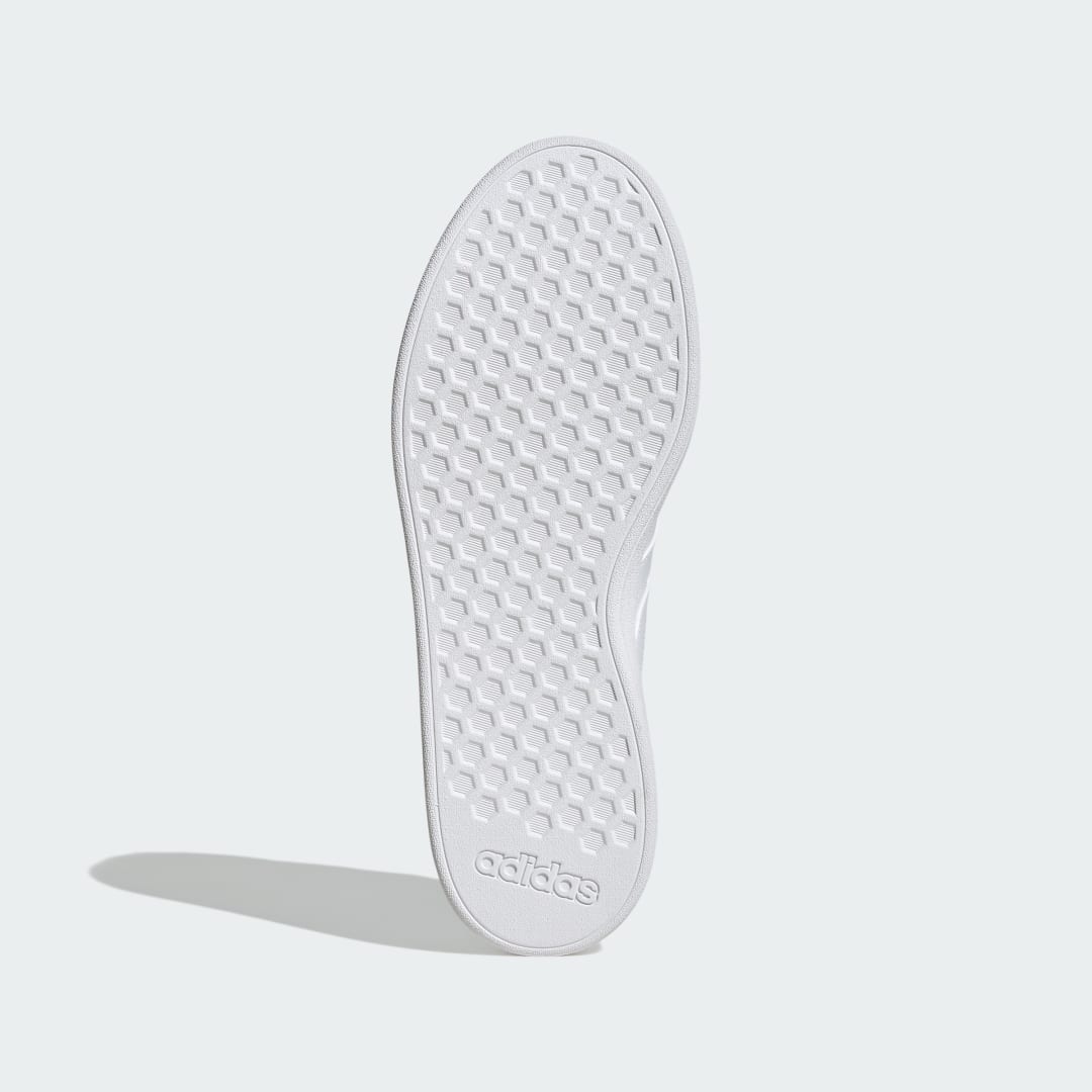 Detalle de Adidas Grand Court TD Lifestyle Court Casual en blanco: comodidad diaria con estilo limpio