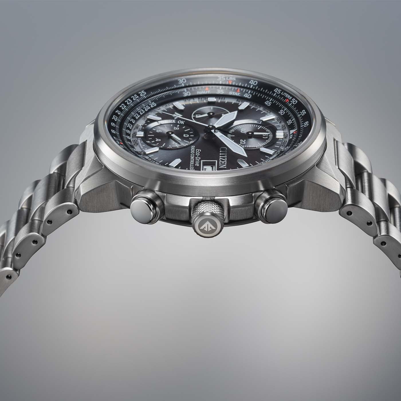 Detalle 2 de Citizen Promaster Sky Eco-Drive 41 mm