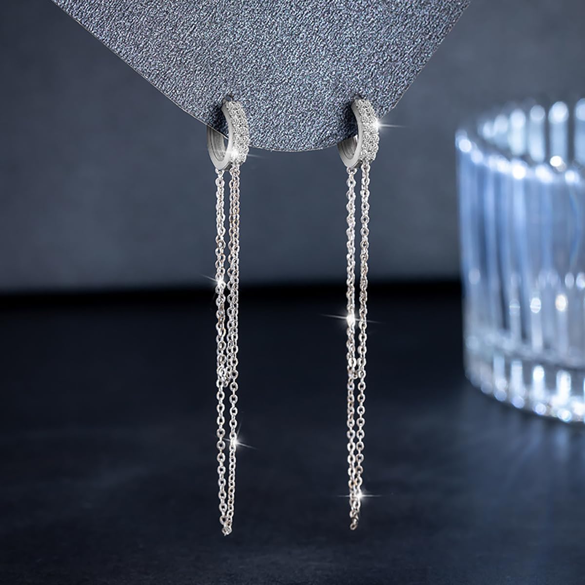 Detalle 2 de SLUYNZ 925 Sterling Silber CZ Creolen Ohrringe mit Quaste-Kette – Damen