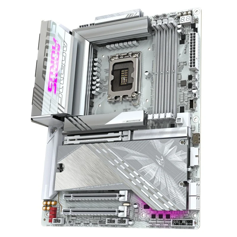 Detalle de Gigabyte Z890 AORUS ELITE X ICE: placa base gaming para usuarios avanzados