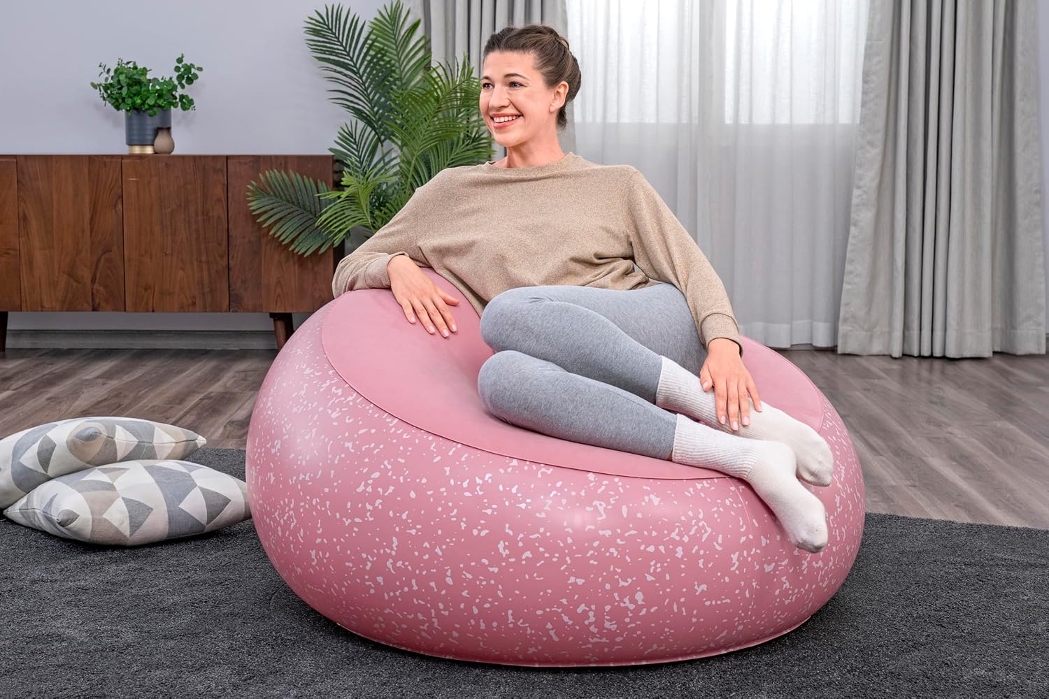 Thumbnail 3 de Bestway Inflate-A-Chair 44" x 44" x 26" — Chaise gonflable pratique et polyvalente