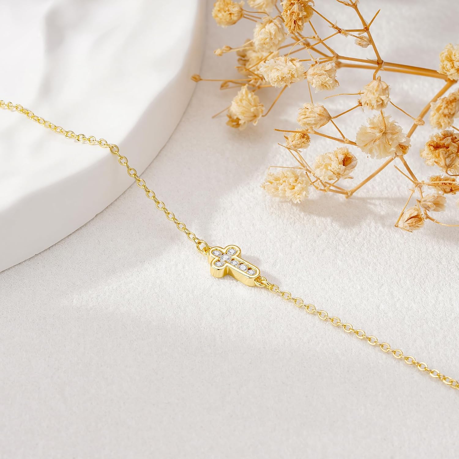 Thumbnail 6 de Turandoss Gold Kreuz Armband Damen – zarte 14K Gold Vergoldet mit Maria-Medaillon