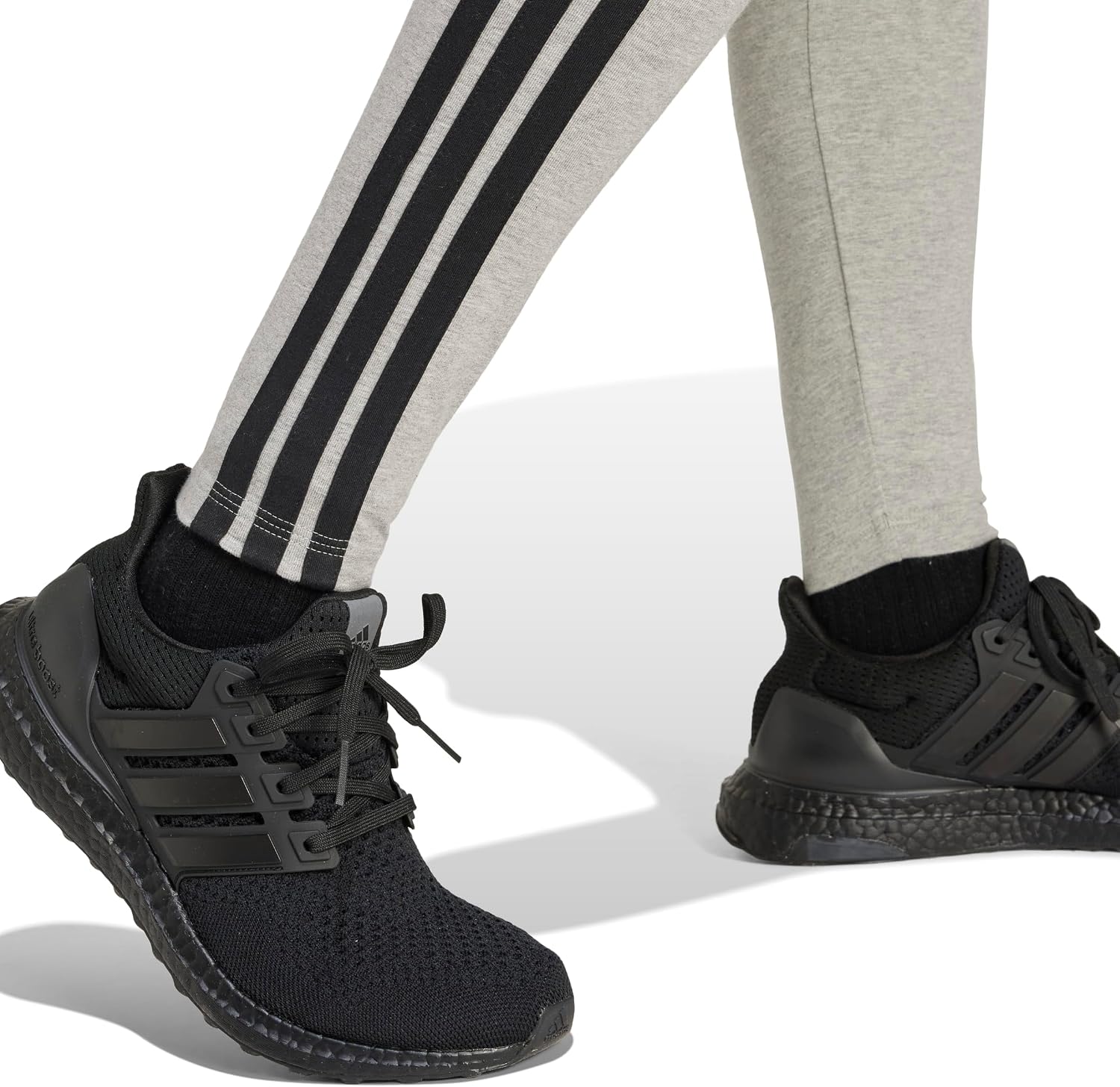 Detalle de adidas Donna Essentials 3-Stripes Cotton Leggings Tights - Grigio medio Heather/nero, M