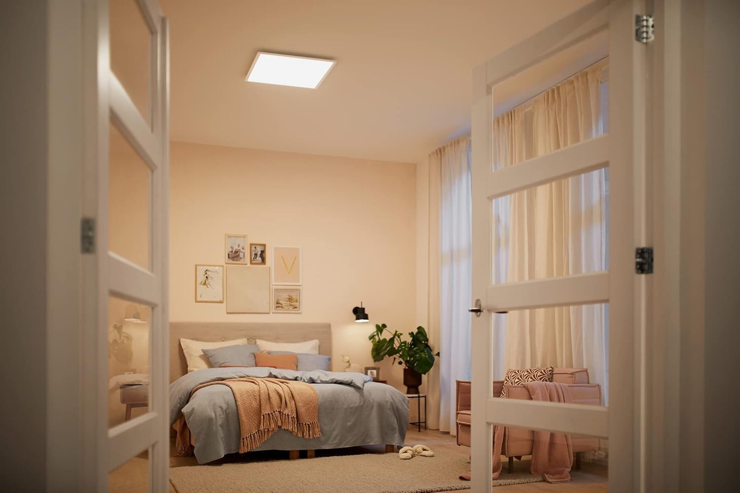Detalle de Philips LED Panel Square Ceiling Light SceneSwitch Dimmable 36W (2700K) – Warm White for Indoor Living Areas