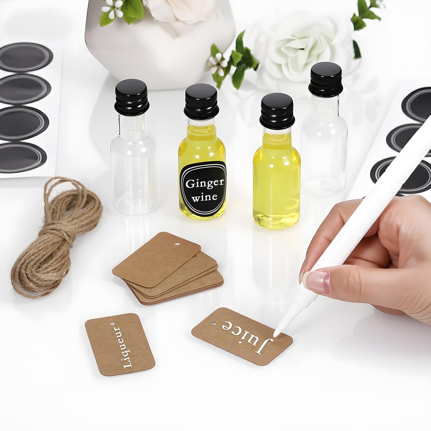 Detalle 2 de Hejo miniflaskor 25 ml, 42-pack med skruvlock och trattar