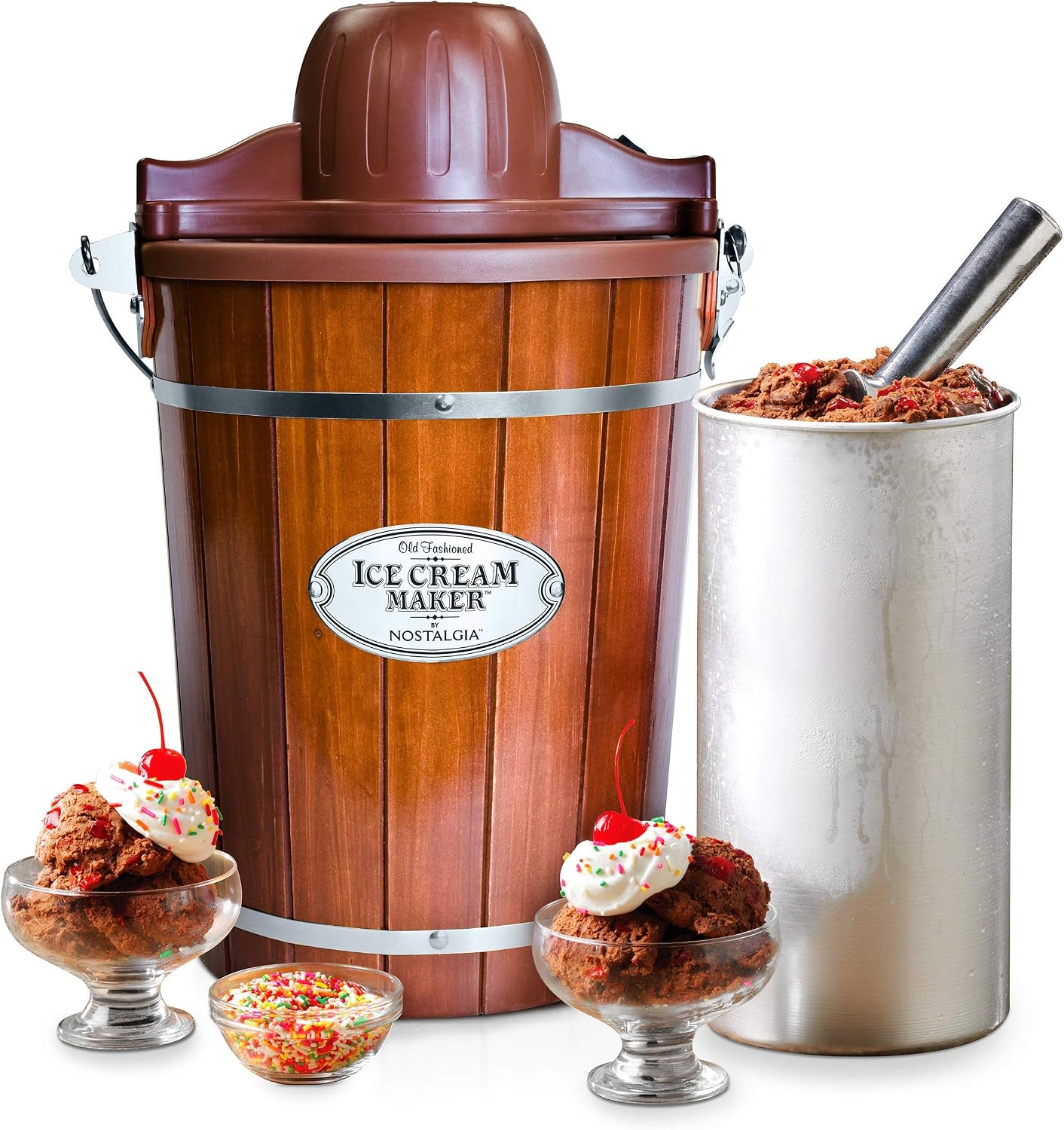 Detalle de Nostalgia Electric Ice Cream Maker with 6 Qt Capacity (Dark Wood)