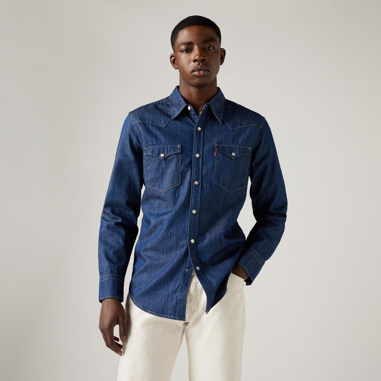 Detalle de Levi's Barstow Western Chemise Homme — denim authentic et coupe oversize