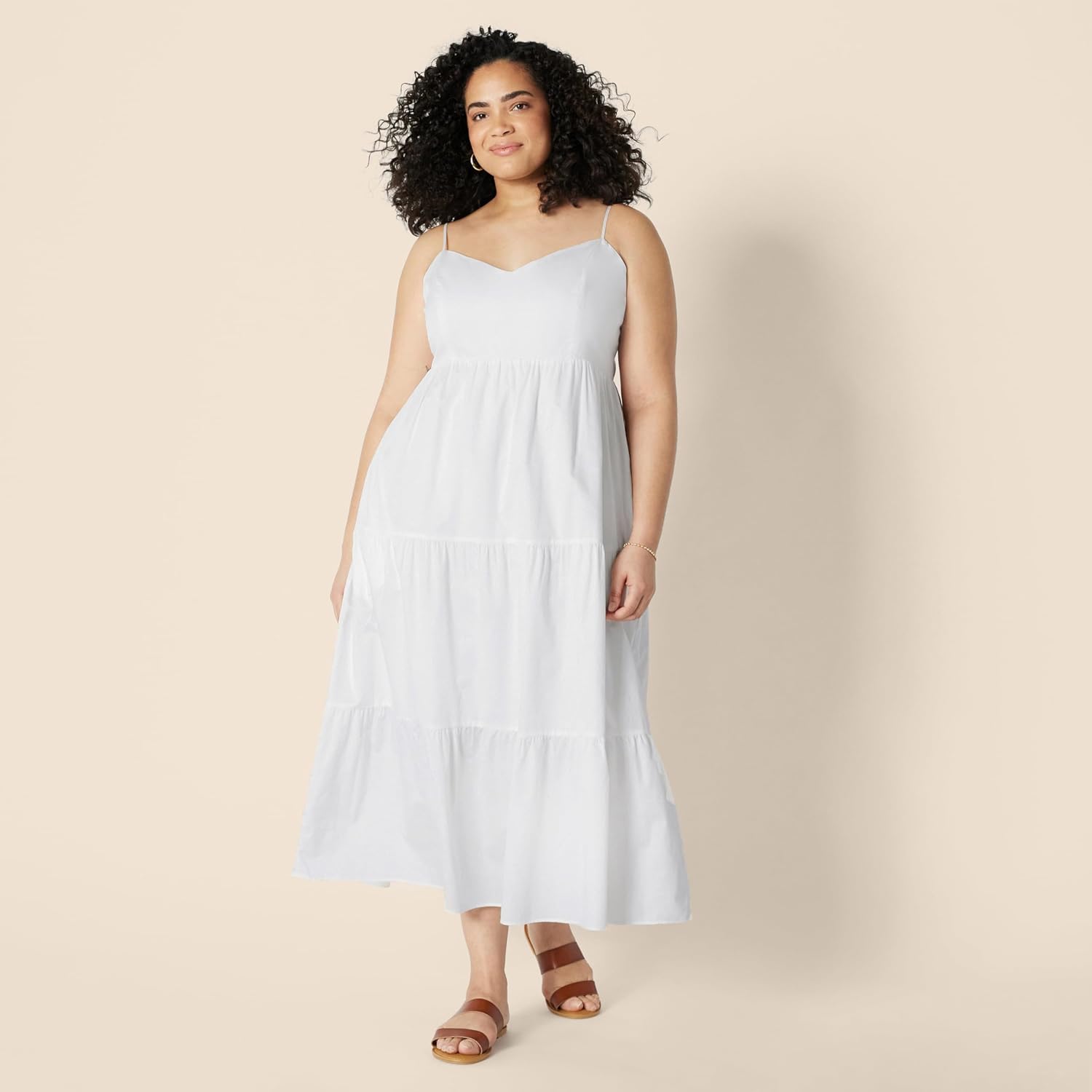 Thumbnail 5 de Amazon Essentials Damen gestuftes Fit-and-Flare-Maxikleid aus Baumwollsatin mit Empire-Taille