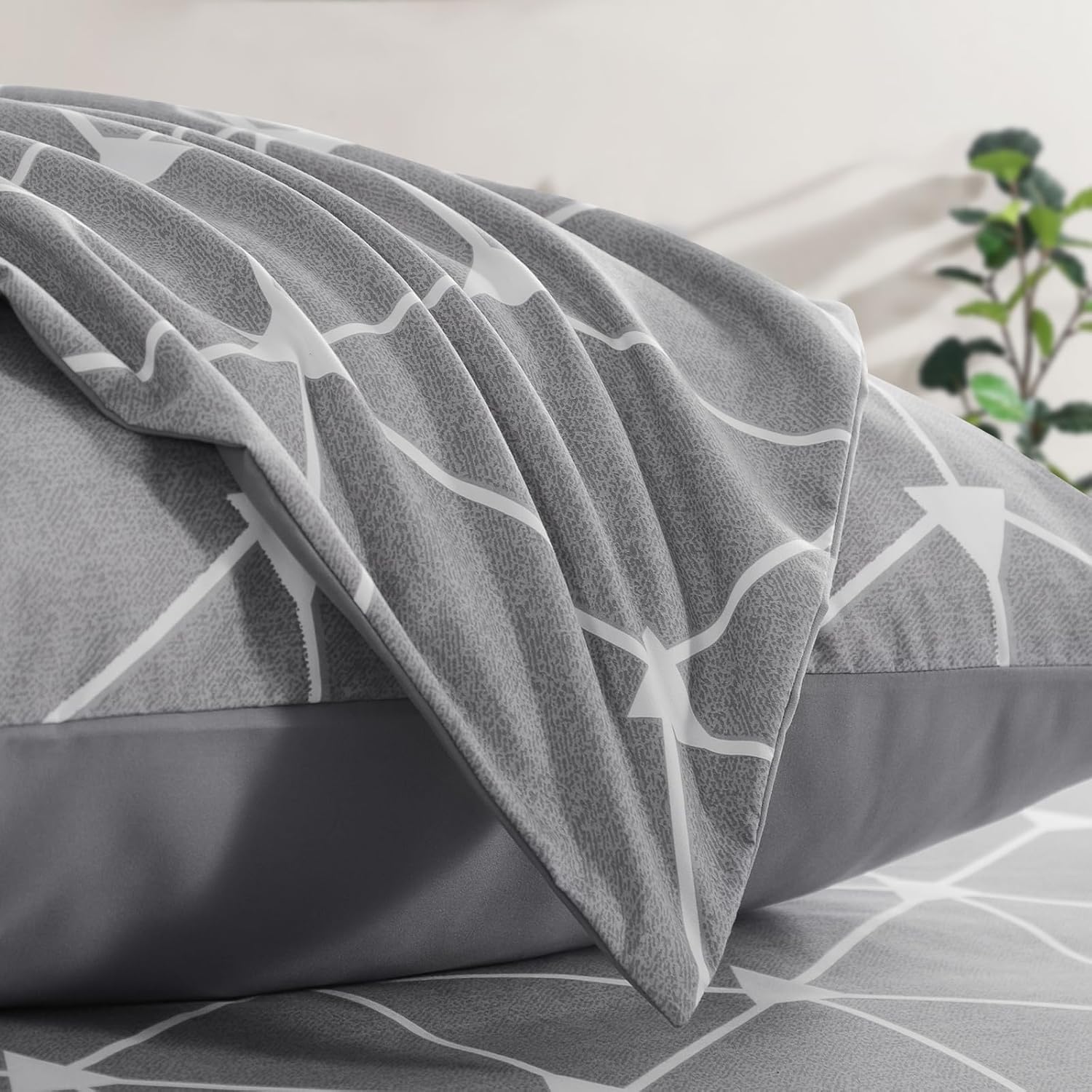 Thumbnail 6 de RUIKASI Bettwäsche 135x200 (4-teilig) Hellgrau – Microfaser-Set mit Reißverschluss