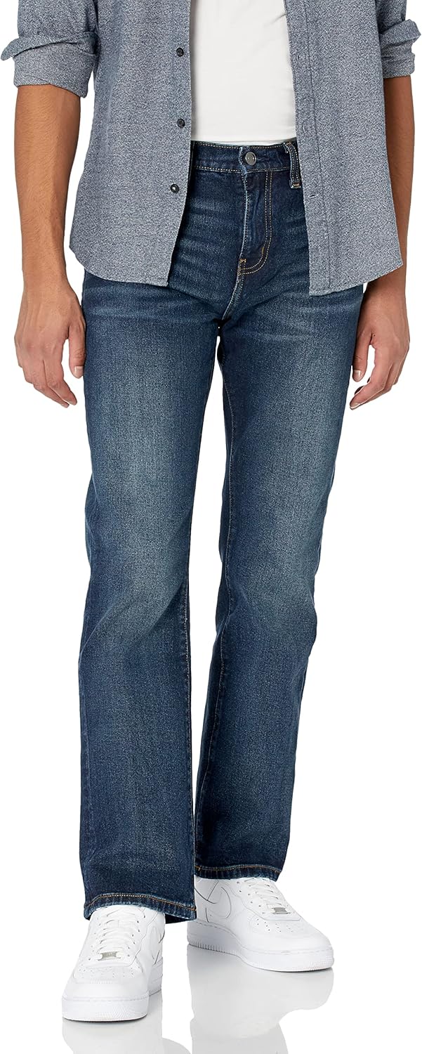 Thumbnail 5 de Amazon Essentials Men’s Straight-Fit Bootcut Jeans (Discontinued Colours)