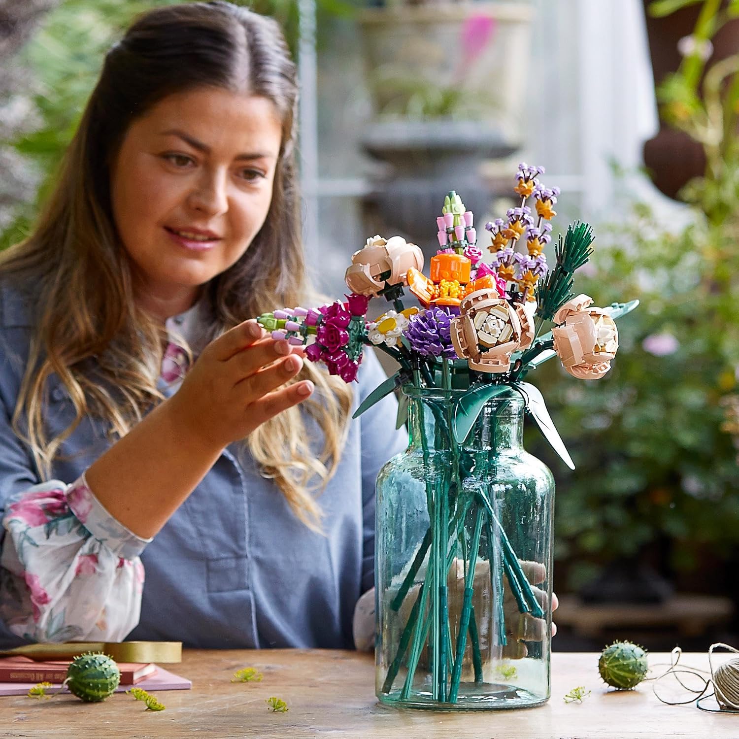 Thumbnail 6 de LEGO Flower Bouquet Building Kit 10280