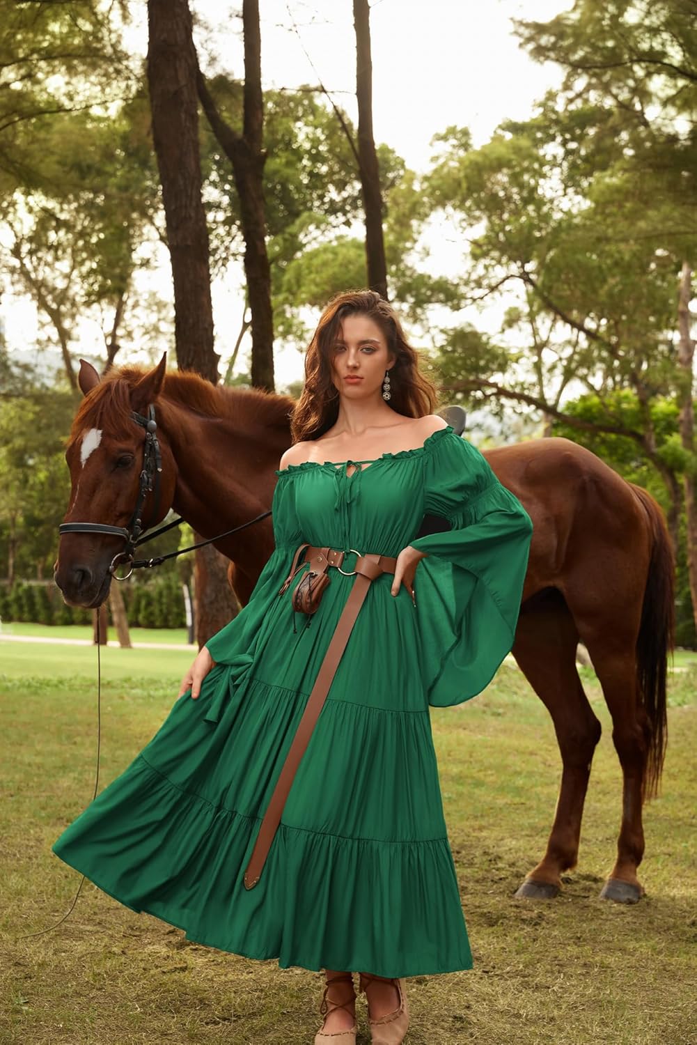 Thumbnail 4 de SCARLET DARKNESS Robe longue Renaissance pour femme – style médiéval, épaules dénudées et lacets