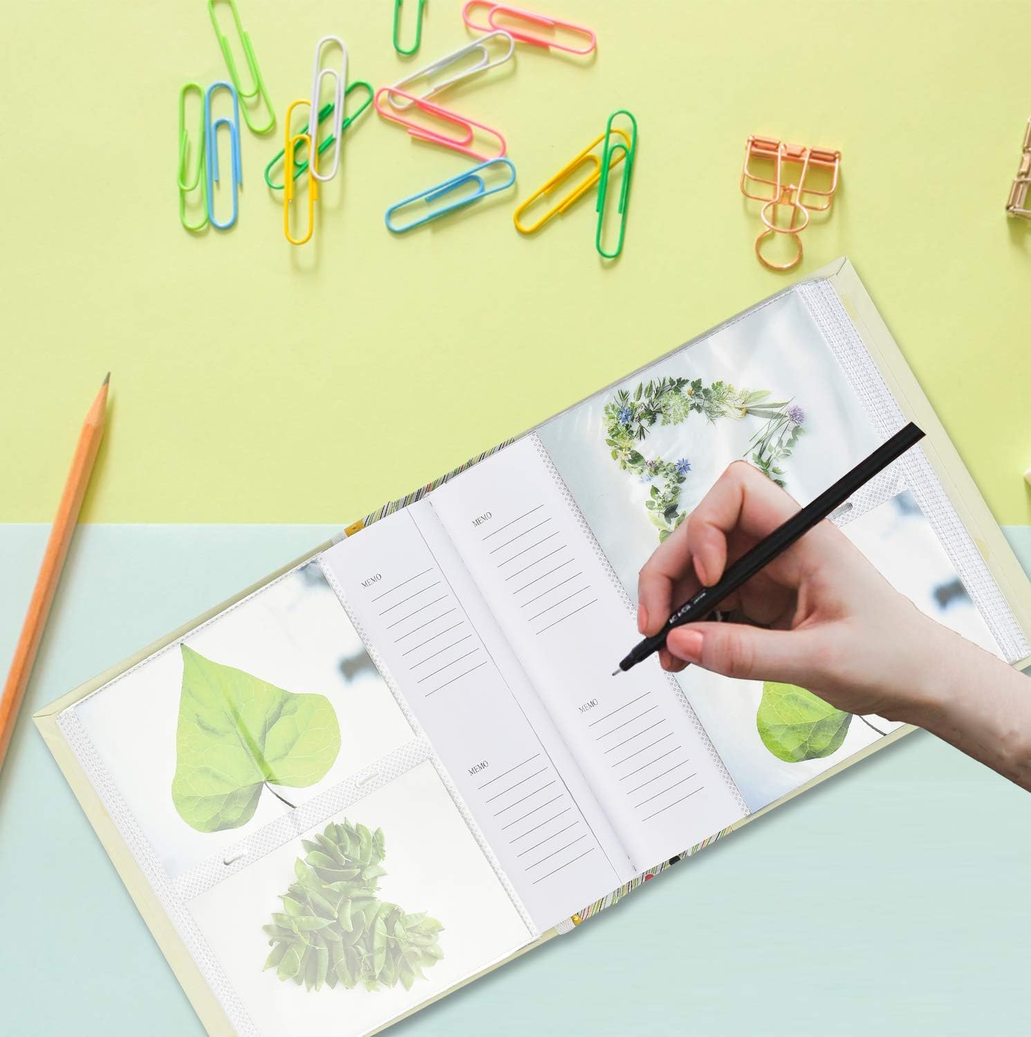 Thumbnail 1 de Large Baby Alphabet/Number Gift Slip-In Case Photo Album for 4x6 Inch Photos (Animals Print)