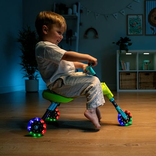 Thumbnail 6 de Scuttlebug 8615 Tricycle Lumineux luciole pour Enfant 1-3 Ans – Vert, Guidon antenne, Roues LED et pliable