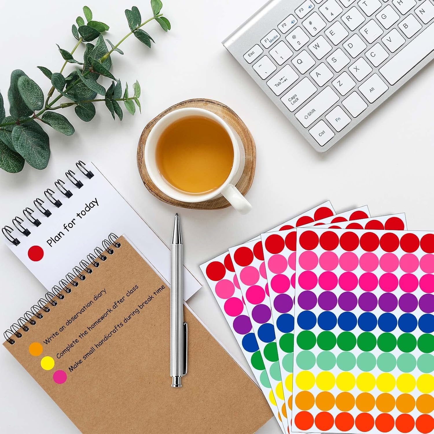 Detalle de Gommettes autocollantes rondes 20 mm – 1400 pièces en 10 couleurs pour étiquetage et tri (20 fiches de 70 gommettes chacune)