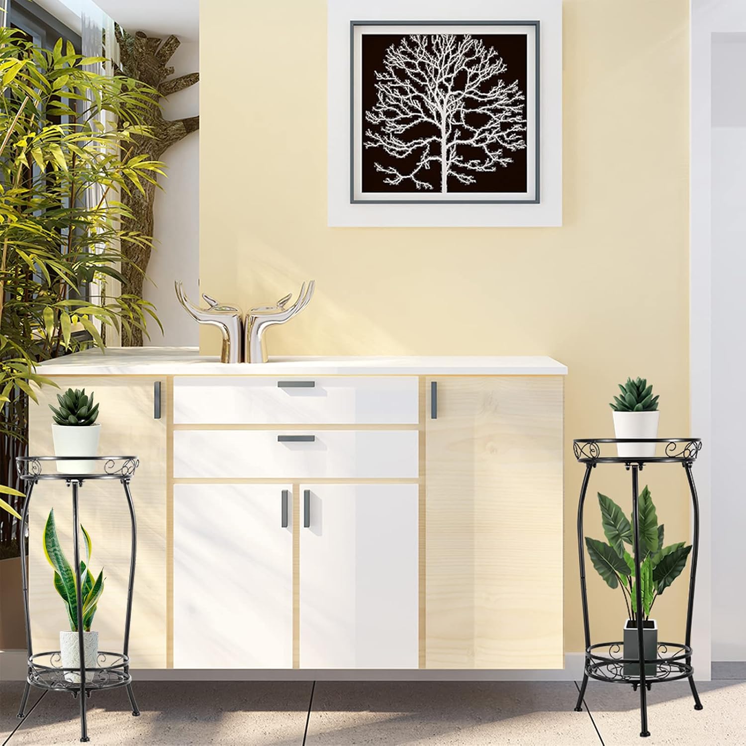 Detalle 2 de Kavlium Plant Stand 27.1-Inch
