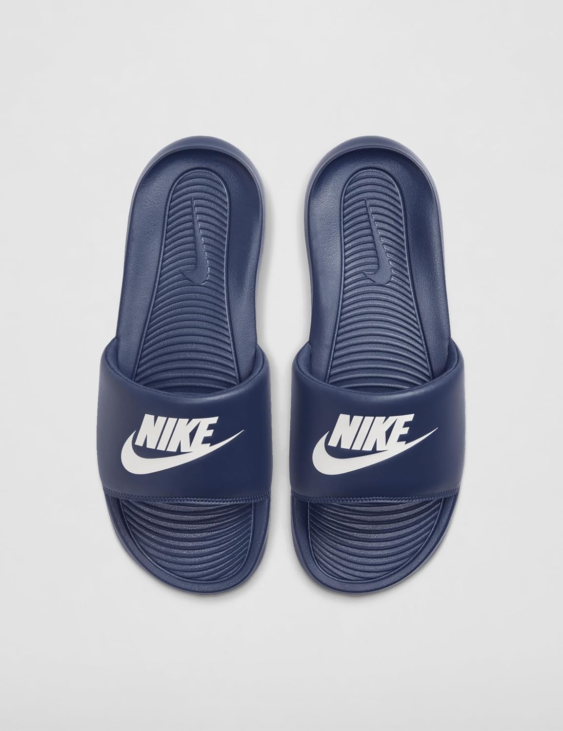 Detalle de Nike Victori One – Chanclas para hombre, Midnight Navy White 401 (42.5 EU)