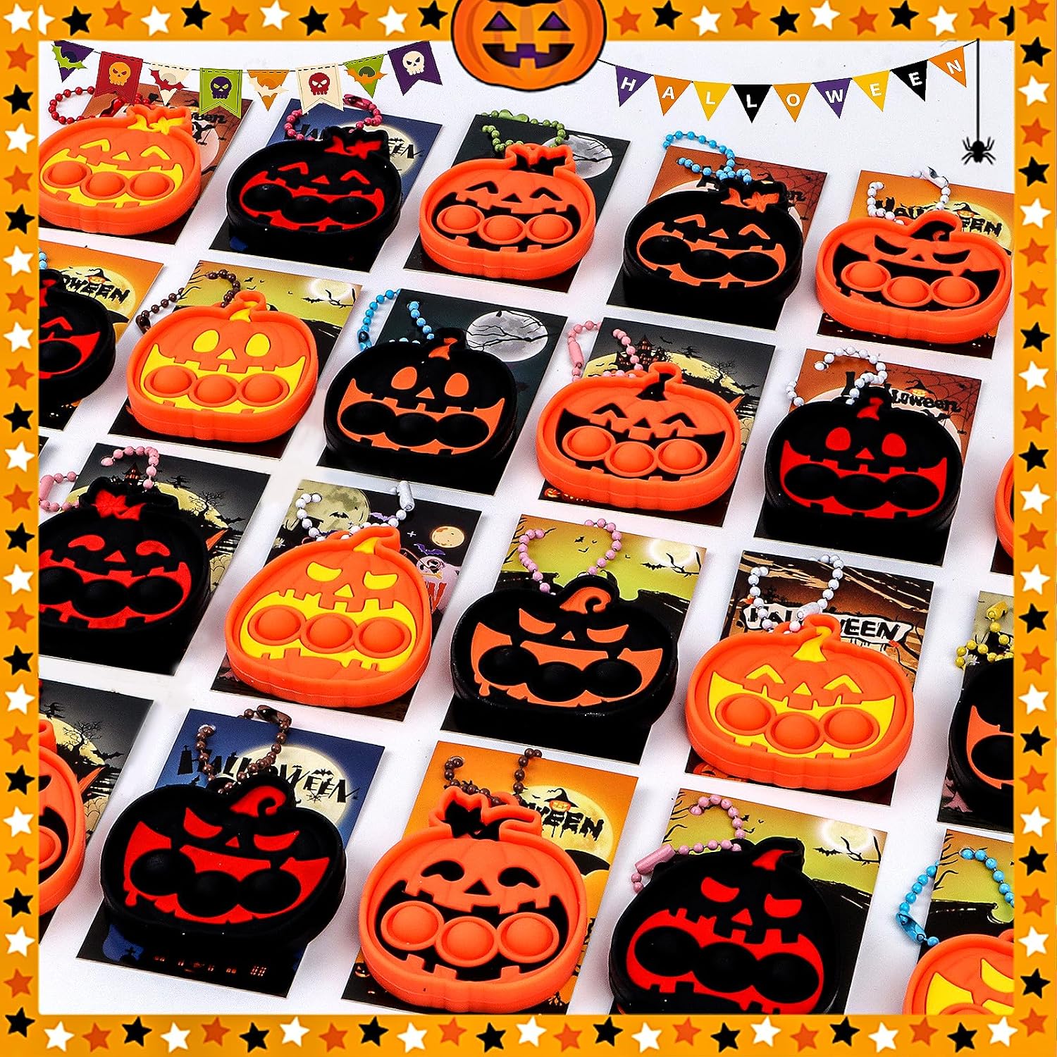 Detalle de Kiss Monkey Halloween Pumpkin Pop Fidget Toys, 24-Piece Silicone Keychains