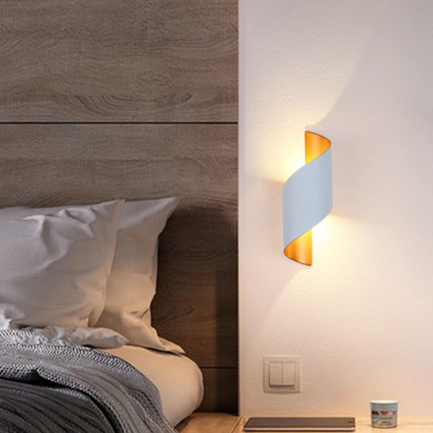 Detalle 2 de KRIPINC QLT-g-r-0059-04 witte ledwandlamp, IP65, aluminium, warm licht