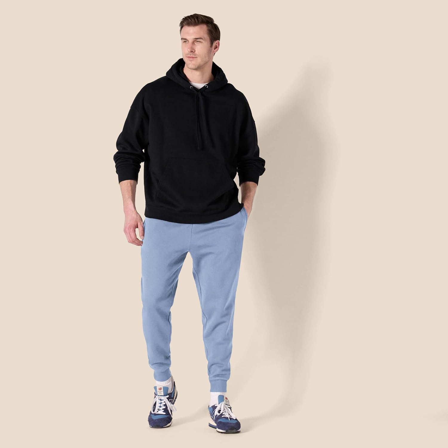 Thumbnail 6 de Amazon Essentials Relaxed-Fit fleece joggers