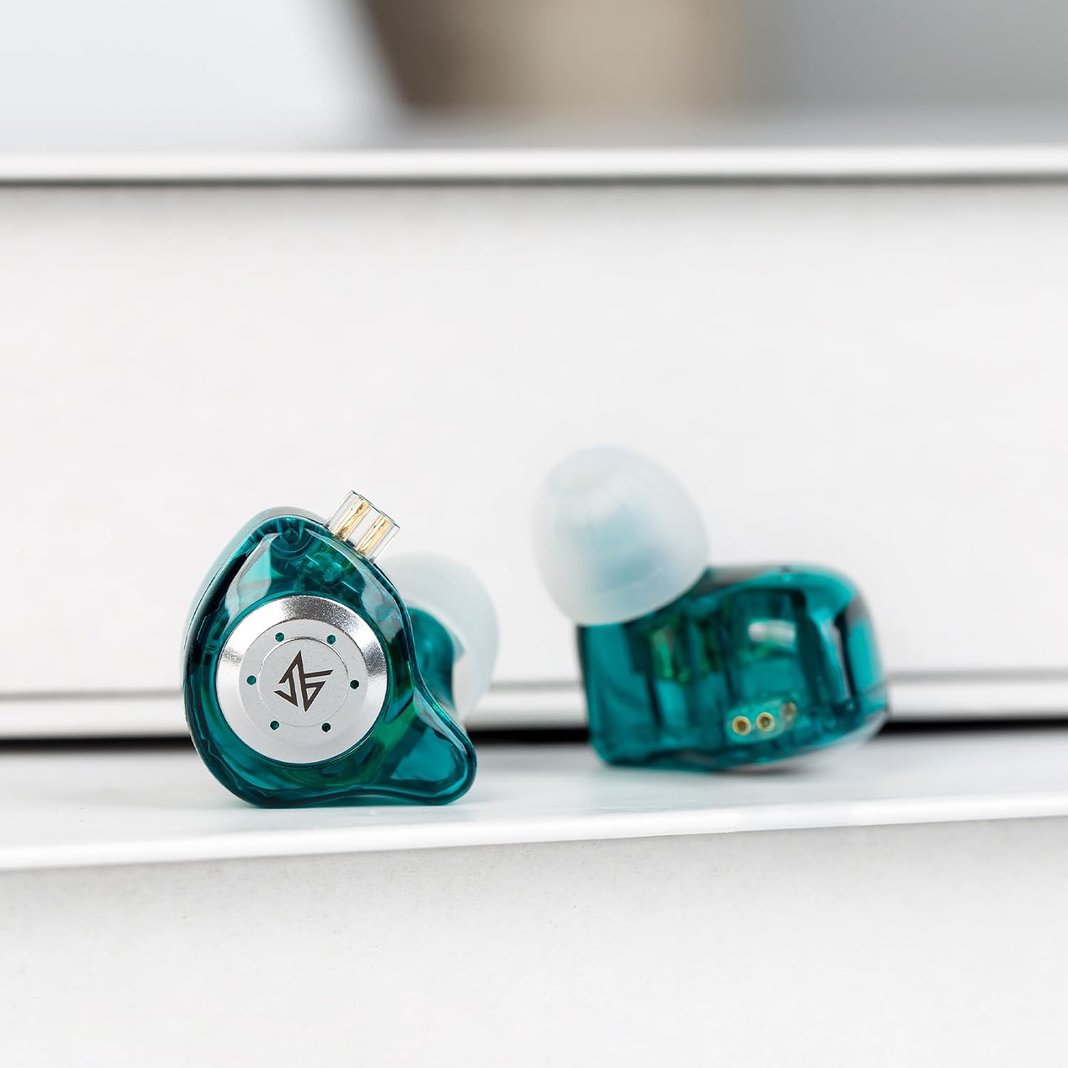 Detalle de keephifi KZ EDX PRO IEM-hörlurar med dubbla dynamiska element och 3,5 mm