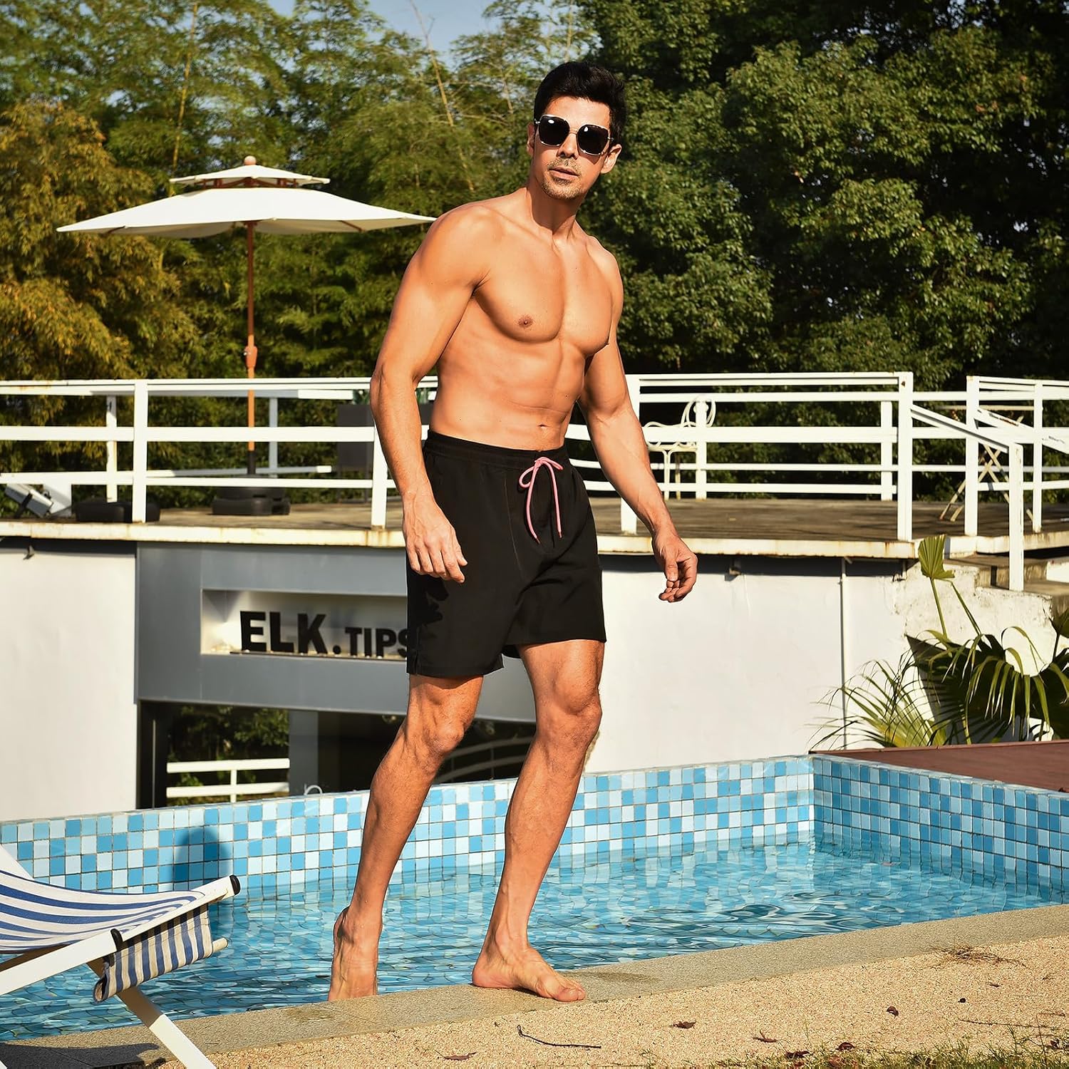 Thumbnail 1 de CADITEX Men's Swim Trunks, 7-Inch