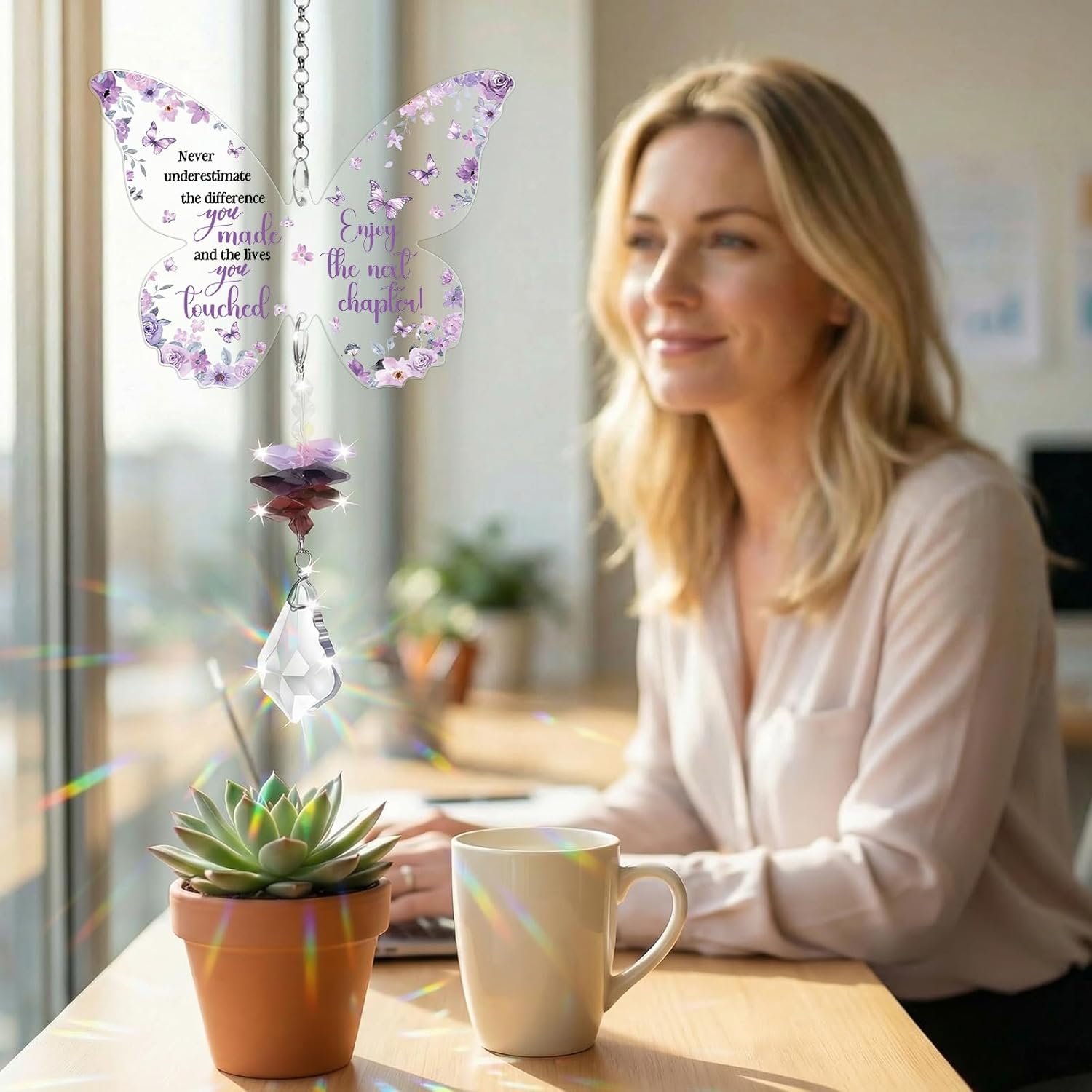 Thumbnail 4 de Leaving Gifts For Colleagues Women Butterfly Crystal Suncatcher – Retirement Goodbye Keepsake