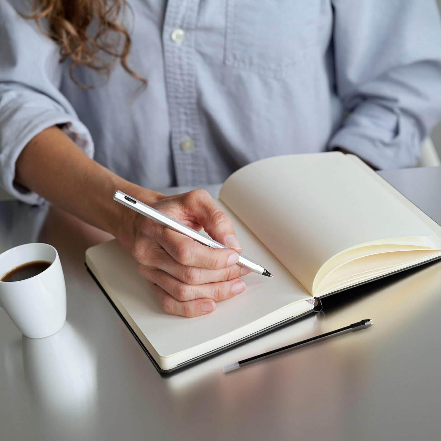 Thumbnail 3 de BIC Cristal Re'New Bolígrafo Metal Recargable 🖊️ (2+4)