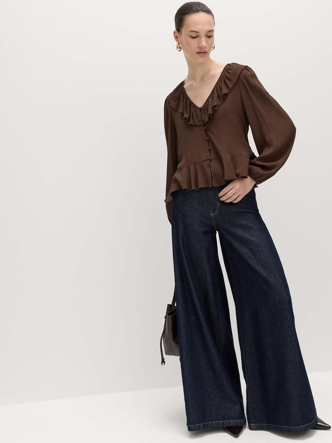 Thumbnail 1 de Marks & Spencer B0H6RP321M damesblouse met ruches, V-hals en normale pasvorm