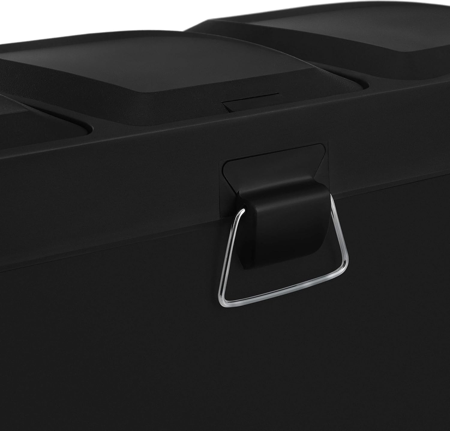 Detalle 2 de SONGMICS LTB54B Pattumiera 54L a 3 sezioni