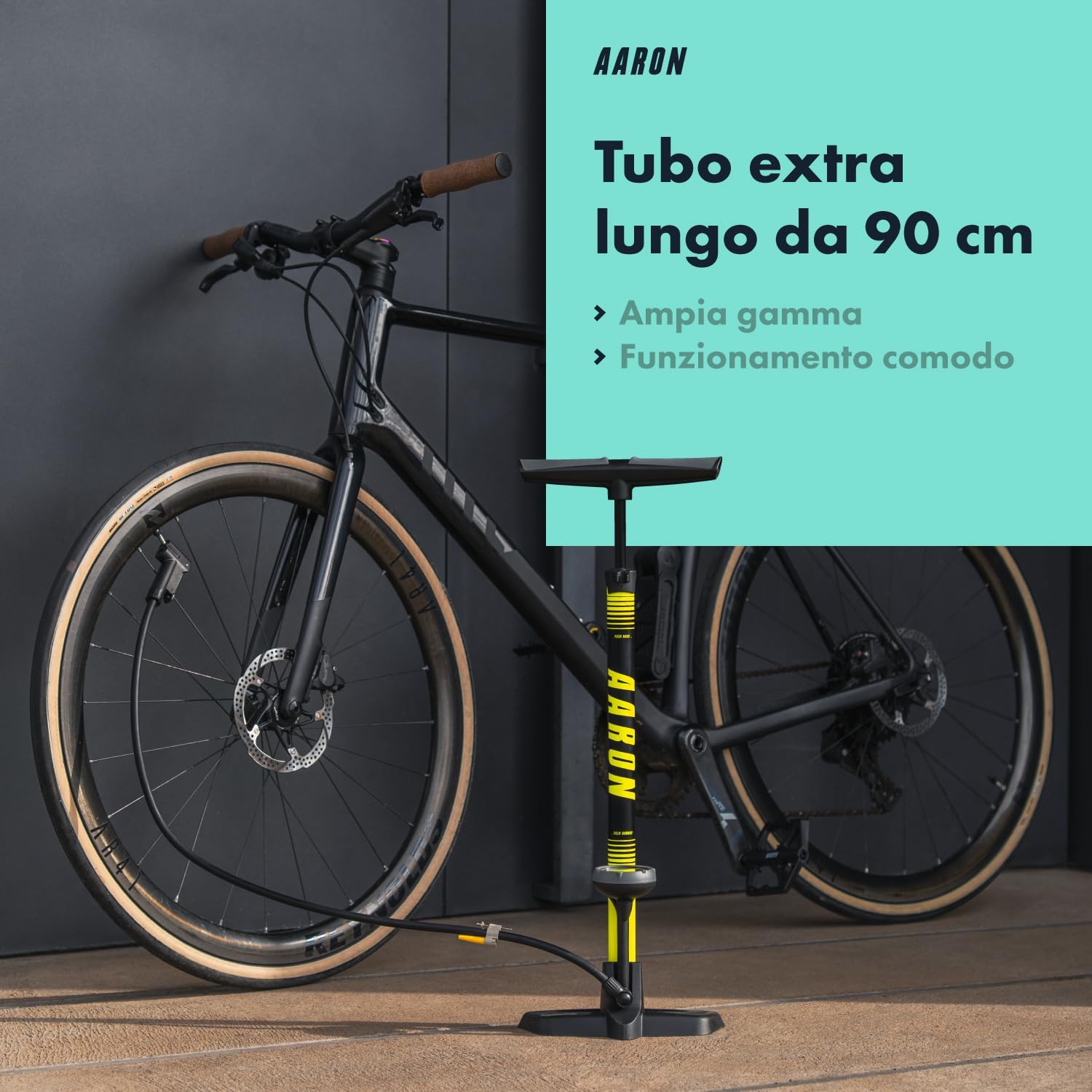 Detalle de AARON Sport One: Pompa a pavimento per Biciclette con manometro, alta pressione fino a 11 bar/160 psi