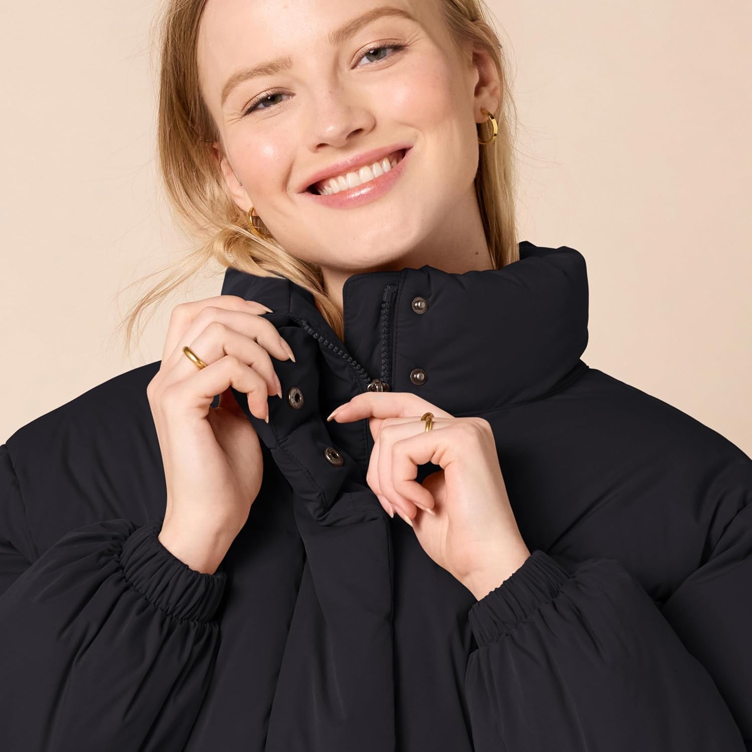 Thumbnail 2 de Amazon Essentials Women’s Cropped Full-Zip Puffer Jacket – quilted matte or sherpa fleece option