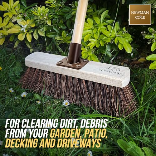 Detalle 2 de Newman and Cole 12” Yard Brush Heavy Duty Outdoor Garden Broom