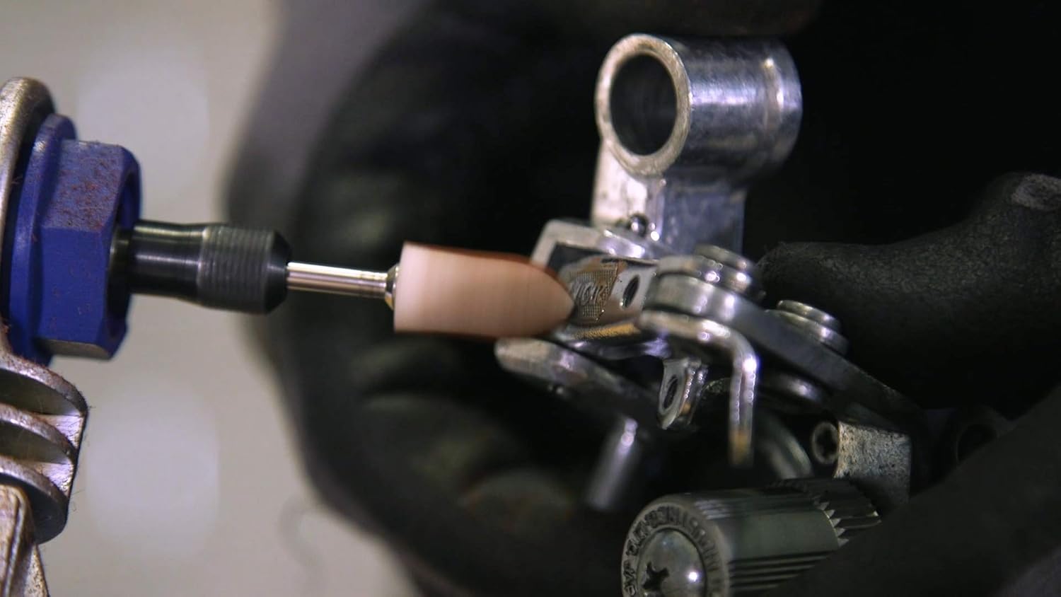 Thumbnail 4 de Dremel 684 Cleaning and Polishing Kit (20 accessories) for 3.2mm rotary tools