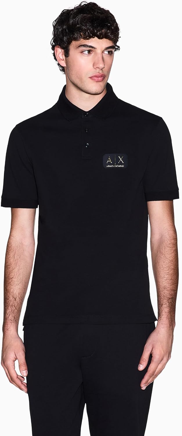 Detalle de Armani Exchange Black and Gold Capsule Polo Homme - Patch Logo